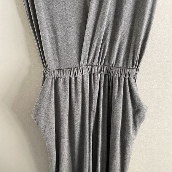Sen Revolve Wmn 1/S Gray Jersey Knit Sleeveless Surplice Skinny Estonia Jumpsuit - Picture 3 of 11